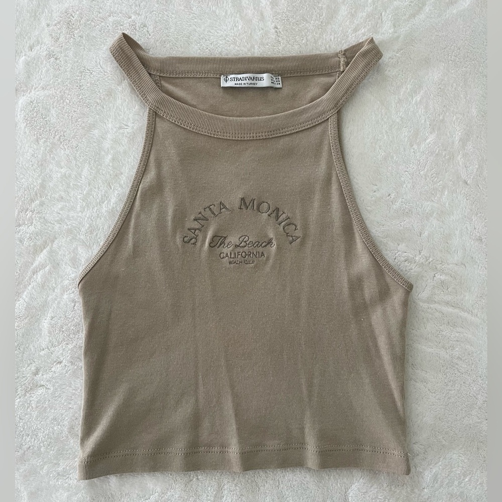 Stradivarius Santa Monica tan tank top -XS